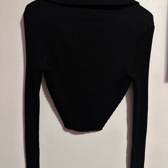 H&M v neck crop top XS - Picture 2 of 2